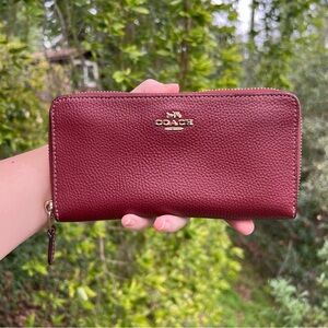 COACH Leather Wallet Burgundy w Gold Hardware AUTHENTIC